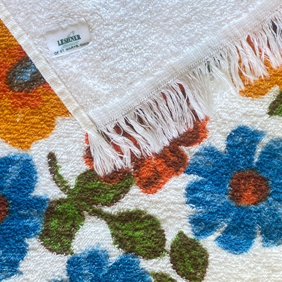 True Vintage Towel Bath Flower Power 60s 70s Retro Floral Beach Towel - Picture 5 of 5